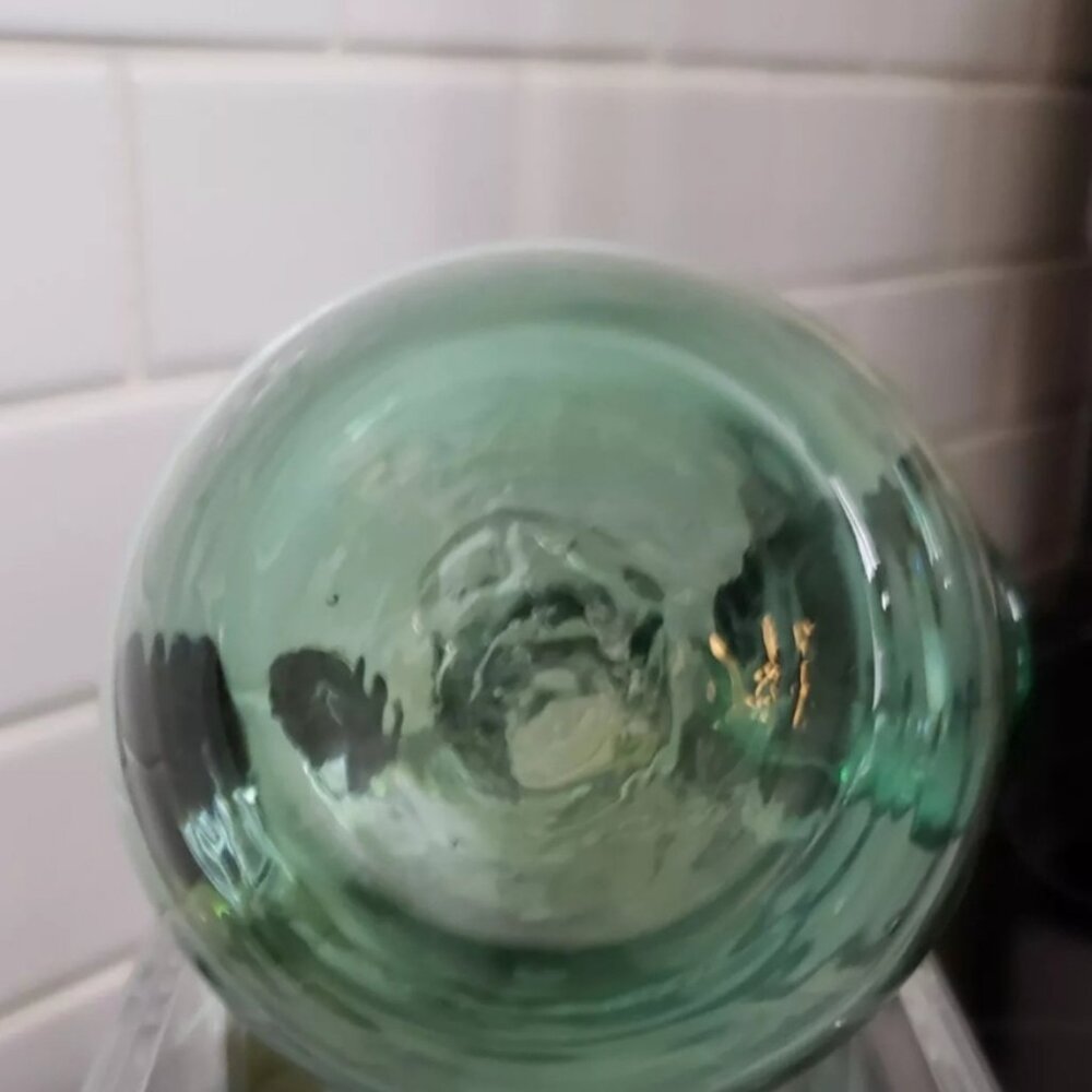 🎉Host Pick🎉 Vintage Handblown Two-tone Green Glass Cruet Mini Pitcher Handle - Picture 5 of 8